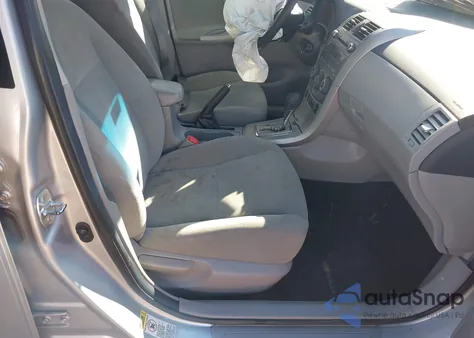 2011 Toyota Corolla Le z USA, uszkodzony, nr VIN 2T1BU4EE4BC732908